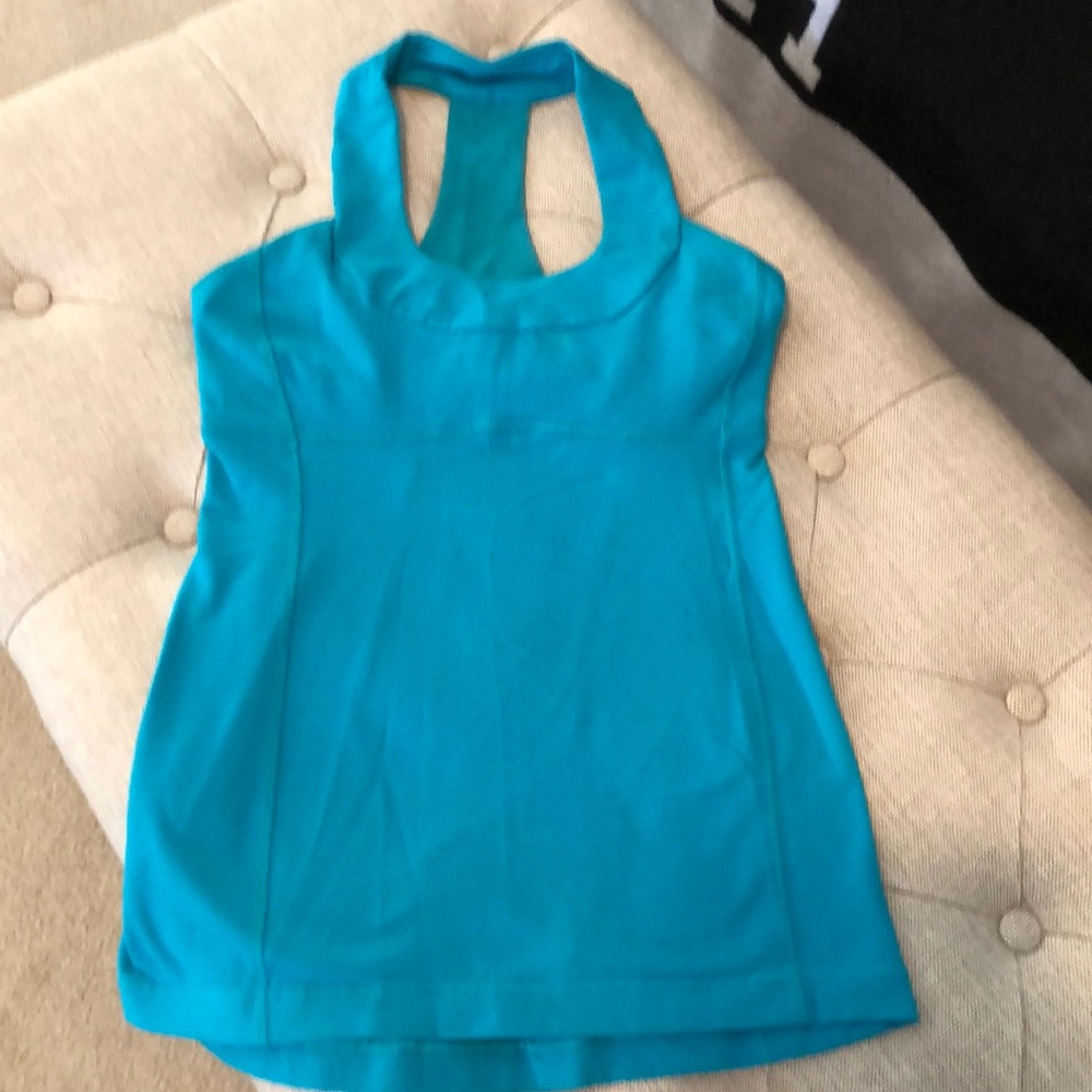 Lululemon top